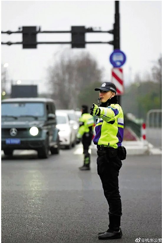 一场烟花万众瞩目 一份守护全力以赴