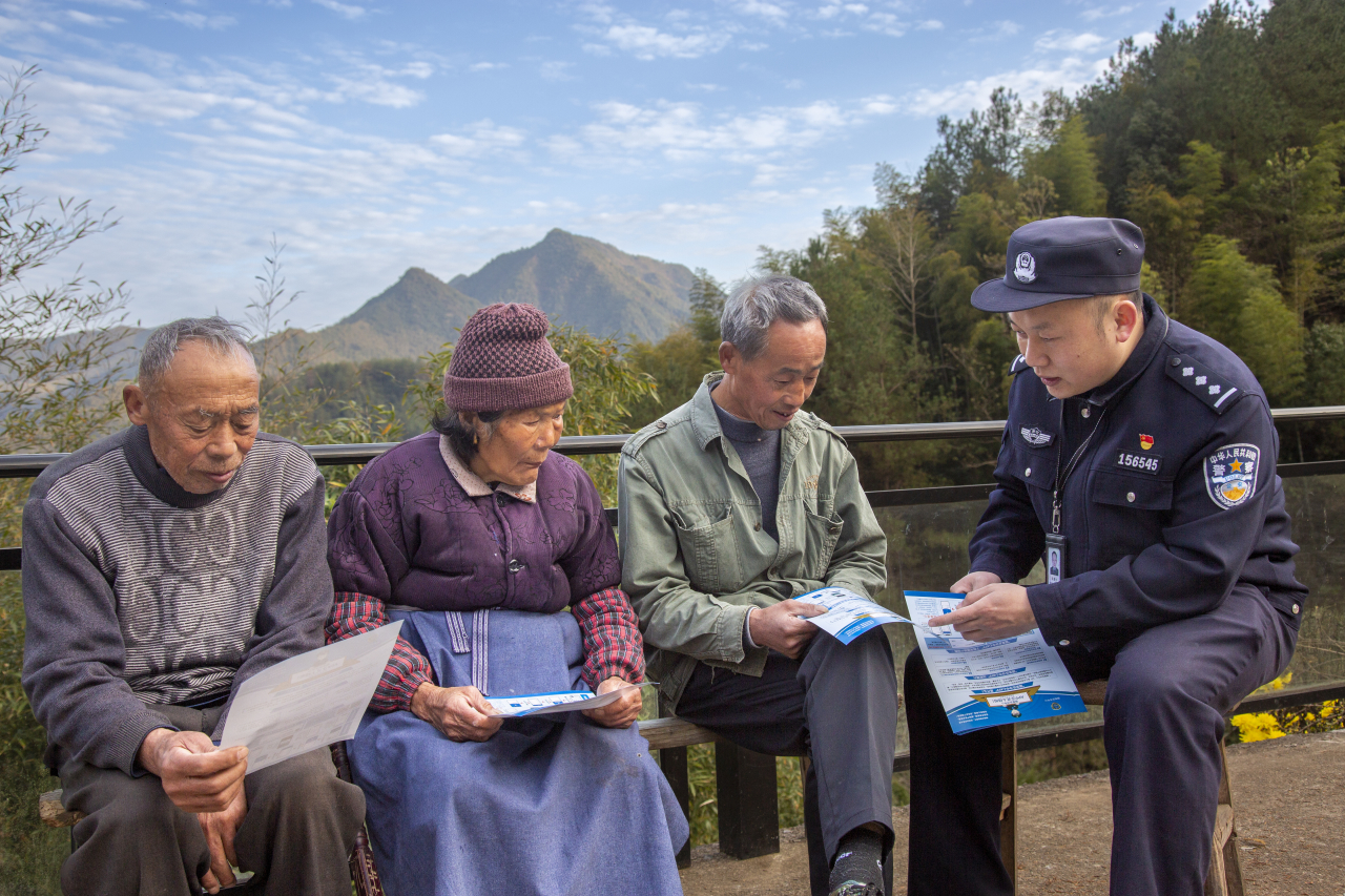 05d8e18e5b3318a6da2a546c51a9fed.jpg 05d8e18e5b3318a6da2a546c51a9fed.jpg