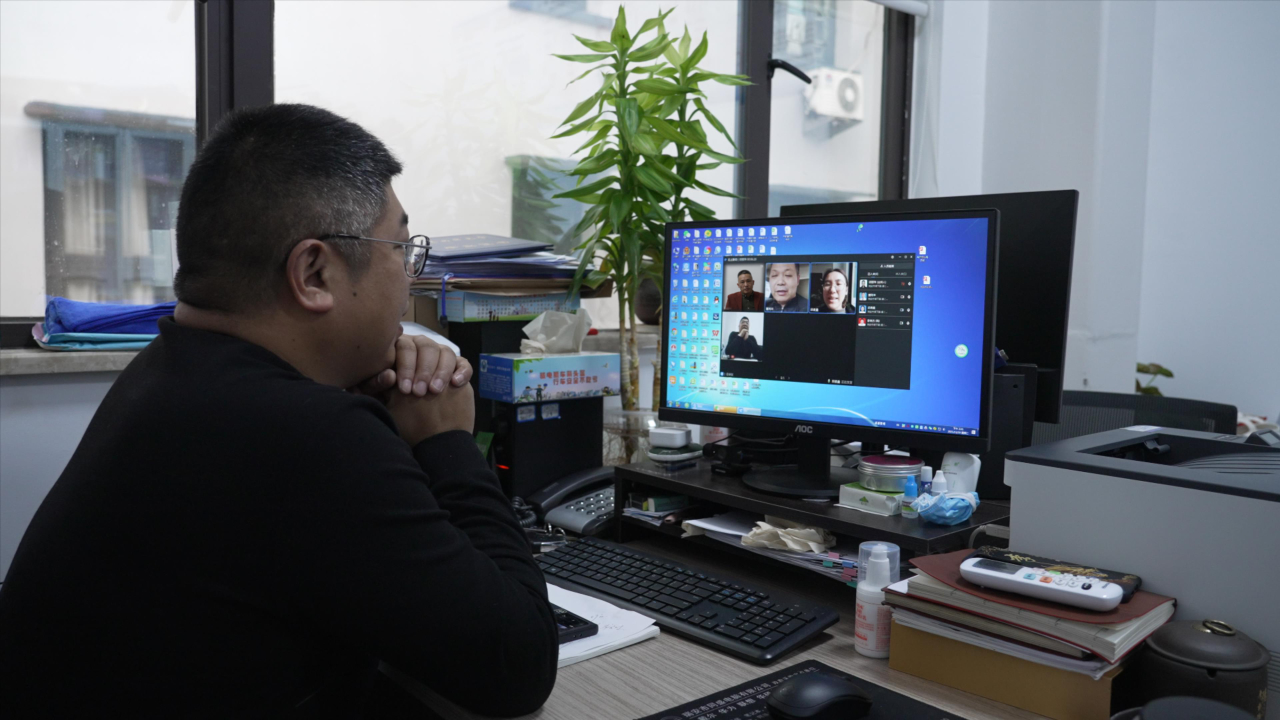 召开线上视频会议“实时会商”.jpg 召开线上视频会议“实时会商”.jpg